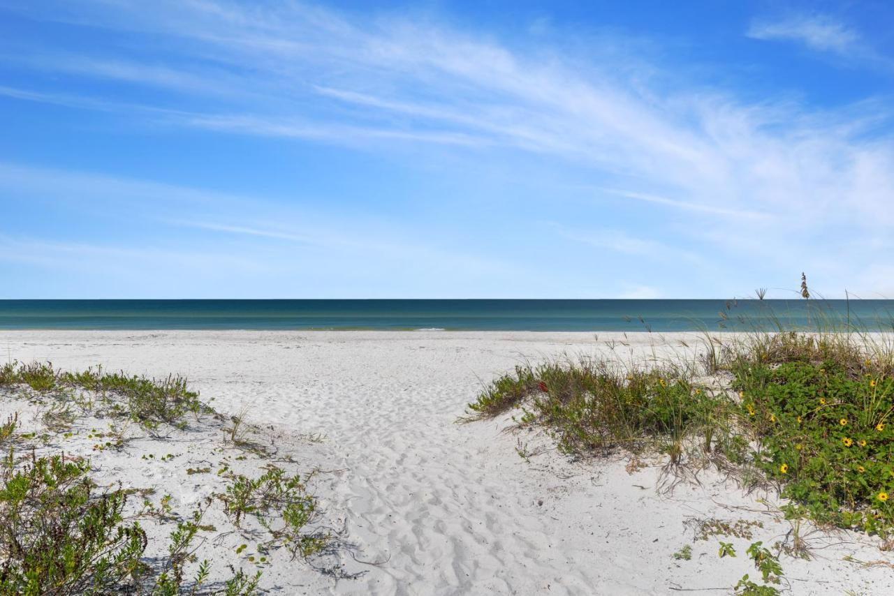 Sun N Fun Beachfront Vacation Rentals إنديان شورز المظهر الخارجي الصورة