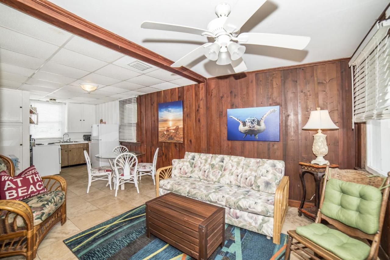 Sun N Fun Beachfront Vacation Rentals إنديان شورز المظهر الخارجي الصورة